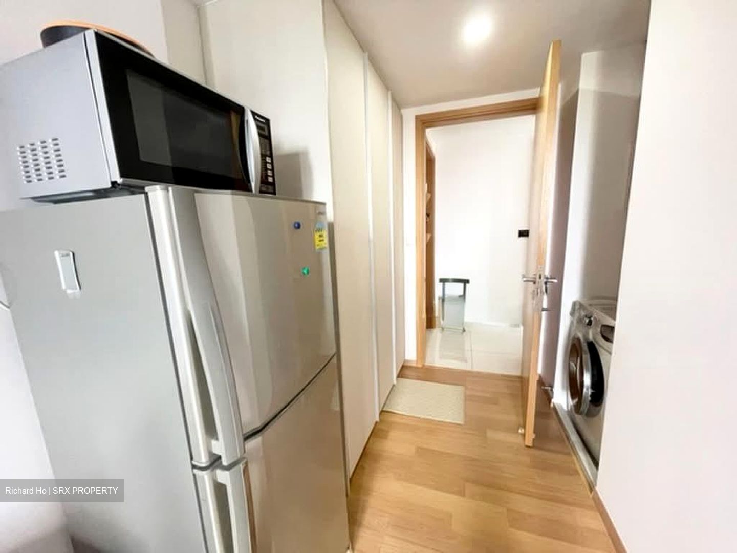 Prive (D19), Condominium #568890801